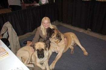 Latte Mae with Issac and Alex at the Mastiff Booth Purina National 2012.
