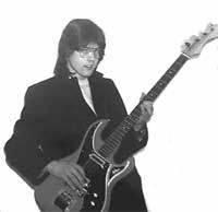 SCOTLAND EDINBURGH AGED 14 YEARS PLAYING BASS GUITAR I SCORED FROM 1970'S ALEX HARVEY BAND 