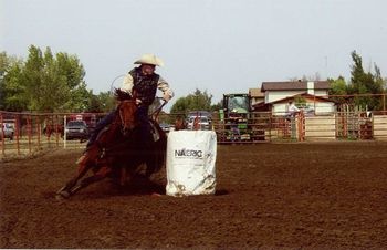 Biscuit in Top 10 @ 2003 Estevan Futurity.
