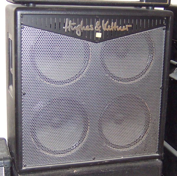 Hughes & Kettner Triamp GC-412 cabinet - Axeshop