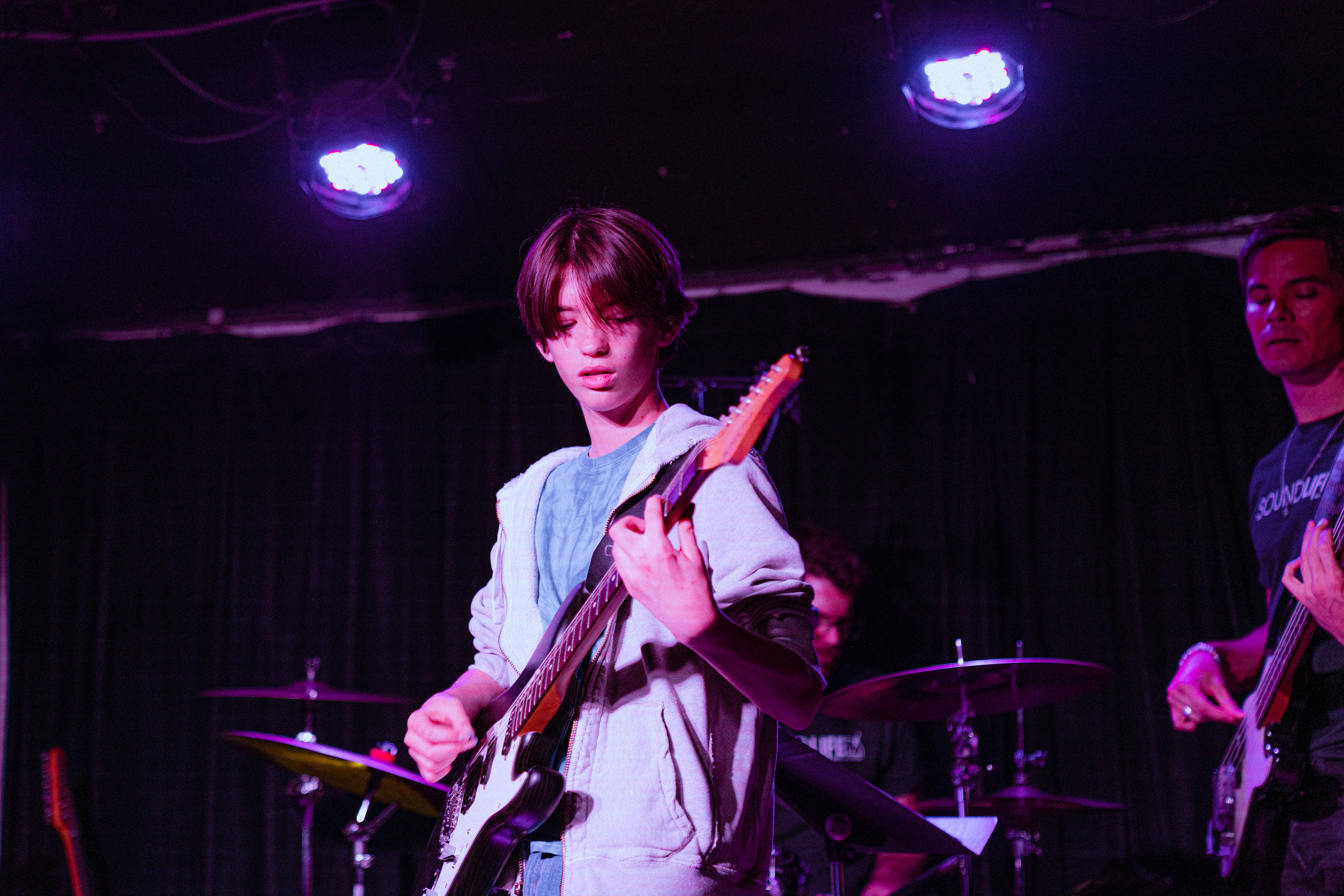Elias Guitar Student