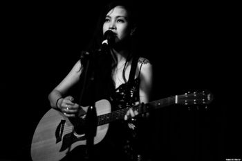 Bea, Live at Genghis Cohen, Los Angeles, CA | Photo by Jason Morales
