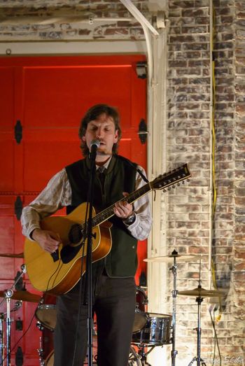 Open mic in Cornelius, N.C.; photo: Serge Skibka
