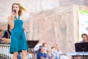 Heidi Joy Performs at Joslyn Art Museum's Jazz on the Green
