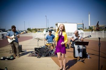 Heidi Joy Performs at the Riverside Wine Festival
