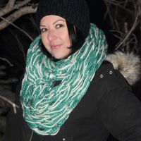 Teal and White Chunky Infinity Scarf