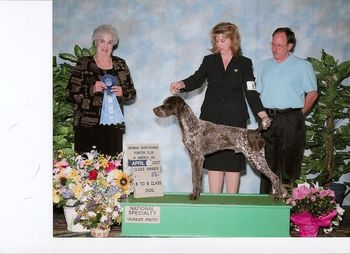 "Cozmo" Winning the Puppy Dog Class 2007 Nationals
