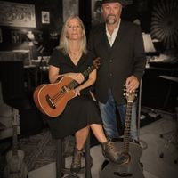 In Stereo by Norm and Lee Strauss