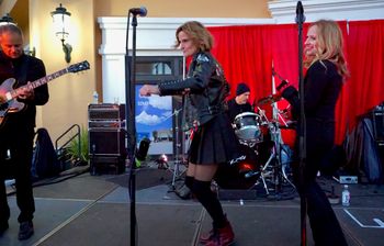 steppin' - leigh & angela rock it to gil fire
