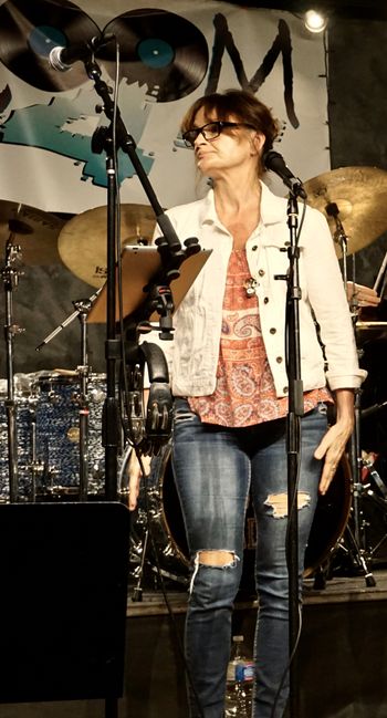 leigh in rehearsal
