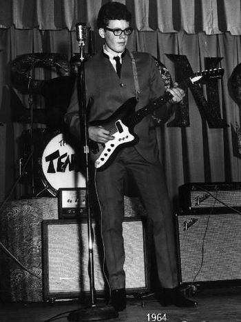 This is Galen Swift. In Marshall MO,1963 he taught me my first guitar chord. E.
