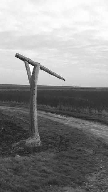 Caxton Gibbet
