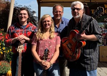 The Conestogans featuring Ally Fulginiti at Kitchen Kettle Village. 9/19
