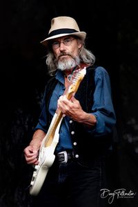 Jon Burden solo