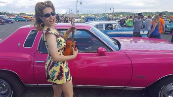 A pinup contest counts as a performance! My hula style and uke playing didn't win over the judges, but I still had fun!

