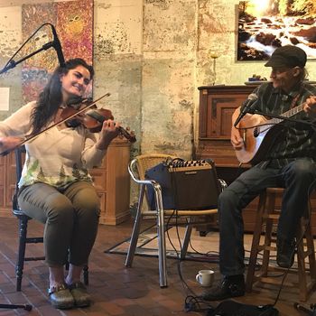 Fiddler Kera-Lynne Newman & I will play the dinner music at Lovitt  before the Blackthorn shows 6:30-8:30 both nights. Will be a mix of Irish & some American tunes ??
