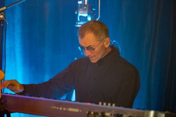 Ron Huestis - keyboards & programming
