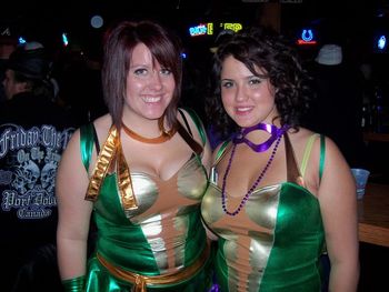 Oct 31 2011 Little Texas , The Turtle Girls are ready To Party!!!!
