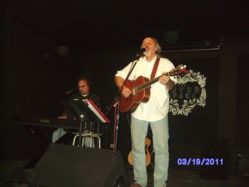 At The Outer Space in Hamden CT with Mark Mirando. Thanks Kathy Dunn for the pic
