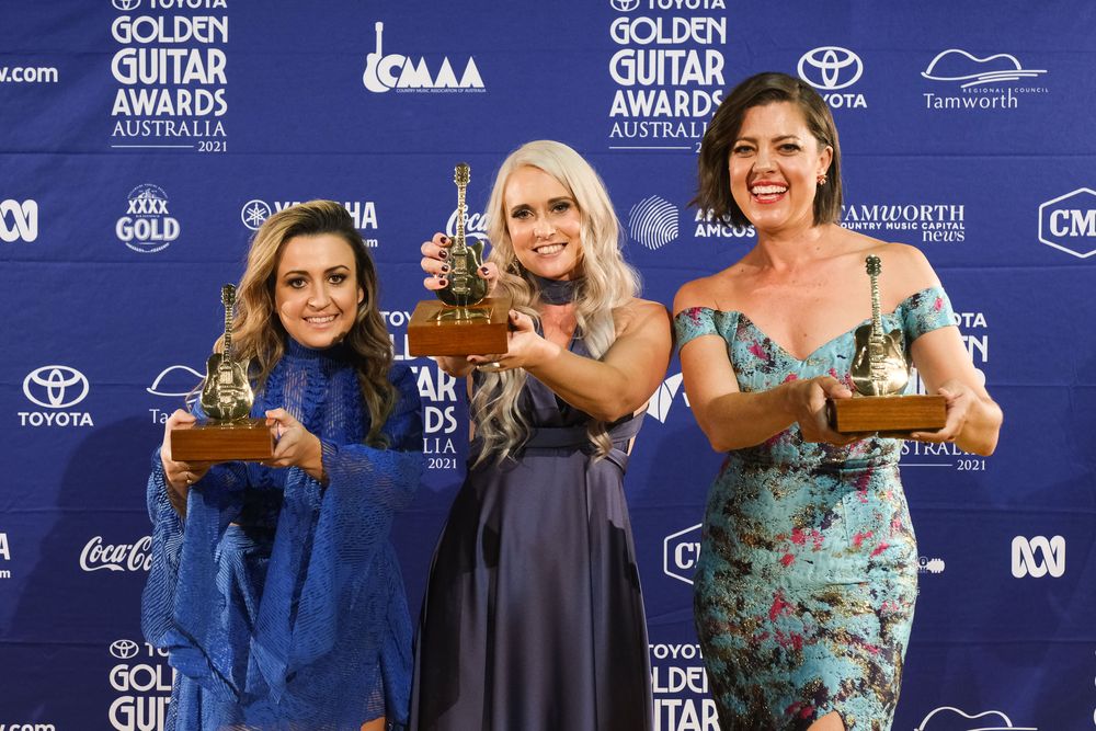 2021 started with a BANG!!! We WON A GOLDEN GUITAR!!! Amber Lawrence, Kirsty Lee Akers, Dianna Corcoran and I were so fortunate to win a Golden Guitar for Vocal Collaboration of the year for our version of John Williamson's CLASSIC, TRUE BLUE!!! We're so honoured. We recorded this song to try unite and inspire a Nation that was hurting. We are so, so thankful for all the support. xxx ❤️❤️❤️❤️