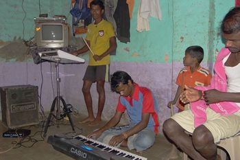 I was truly honoured to be invited into this home to hear the band playing. The musicians and singers were excellent. This was one of the most memorable moments of my life.
