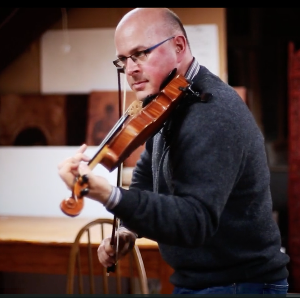 COLIN MACLEOD TEACHING AT RESIPOLE FIDDLE FEST