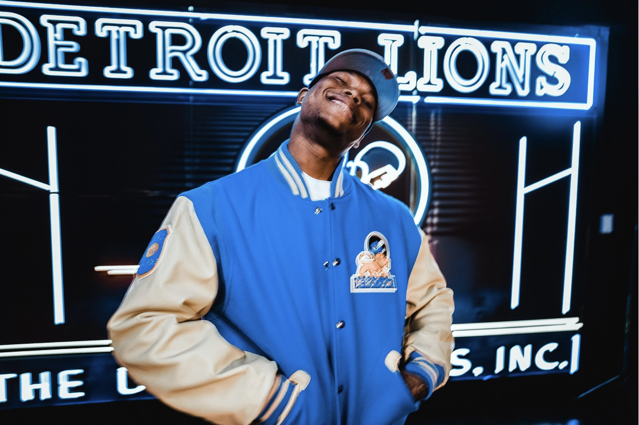 Men's Starter Blue/Silver Detroit Lions Enforcer Satin Varsity Full-Snap  Jacket