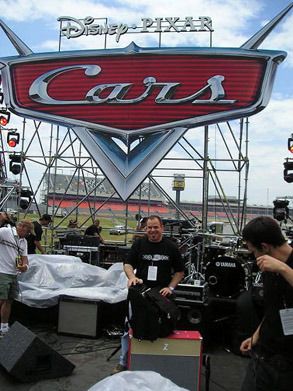 2006-And speaking of legends.... Whoops ... It's just Ken and it's just
sound check, but we thought you'd like a view of the cool stage
