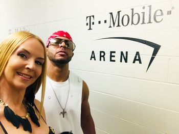 Backstage with Donny Sykes @TMobileArena Where we did 2 shows in 2 days! A success again 2019 baby. Blessings! Thanks to Kevin Eubanks for having us and Microsoft.
