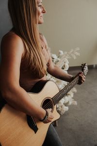 Jessica Haffner Live at the Night Market