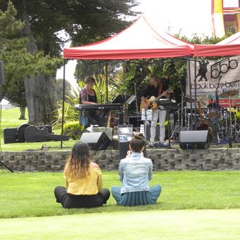 Barefoot On The Green in Los Osos, CA
