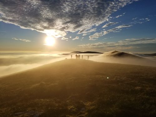 Dawn climb of the Paps of Anú 2019