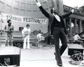 The Brown Prince of the blues, Mr. Frankie Lee. Bobby Murray on guitar and Fred Casey on drums. More cowbell, please, Mr. Sticks!
