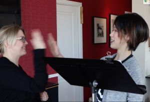 Annie Bonsignore teaching a vocal lesson in Toronto