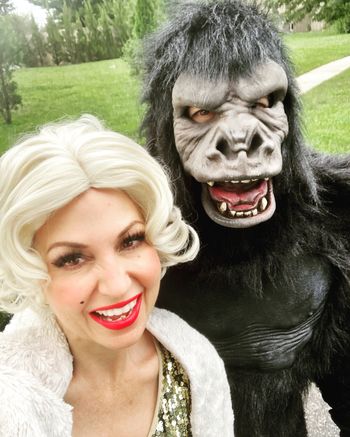Marilyn & Bennie The Gorilla
