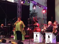 The Count Basie Orchestra Featuring, Carmen Bradford