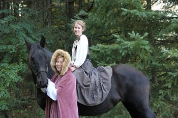 Lady in waiting with Mistress, horse Tjalline
