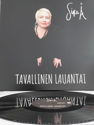 Sipe Å – Tavallinen lauantai, 12" 140gr musta vinyyli, kannet Tiina Nuortimo