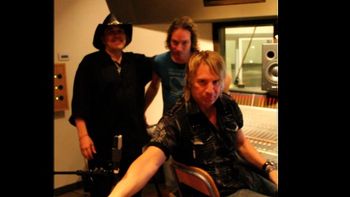 (FROM LEFT TO RIGHT) DONNY STEW & THE GUNSLINGERS FEATURING SMITH & WESSON ON THE DRUMS & BASS AT THE RECORDING OF INDY, MOTHER OF EXILE - NYC, COME ON UP - NYC, DENVER CHRISTINE, L.A. WALK OF FAME
