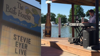 Stevie Eyer Solo @ The Bait House River Bar