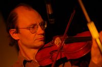 Klezmer and Yiddish Song with special guest violinist Piotr Jordan