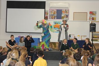 'Fish out of Water' Marine education show Streaky Bay SA 2015
