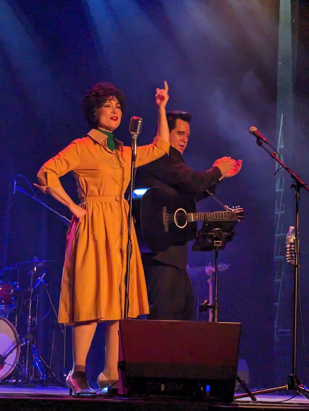 LISA IRION Tribute to Cher & Patsy Cline - EPK Lisa Irion as Patsy Cline