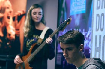 Seth & Sarah performing at the Live Nation Head Quarters
