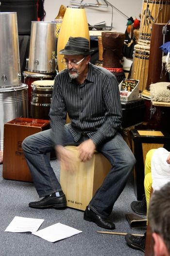 Edgardo Teaching Cajón
