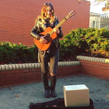 Busking in Daylesford, VIC, Australia
