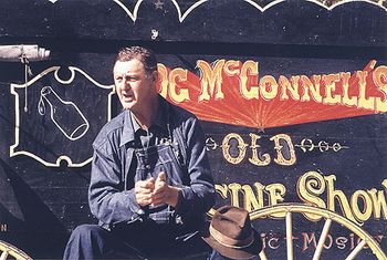 Ray Hicks, Photographed by Tom Raymond for the National Storytelling Festival. Library of Congress.
