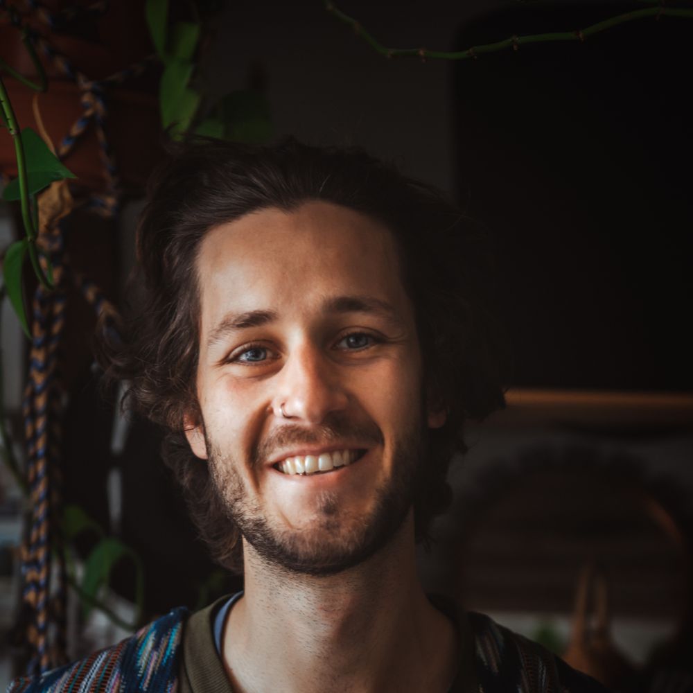 Alexander Mercks Handpan photo by Carina Adam