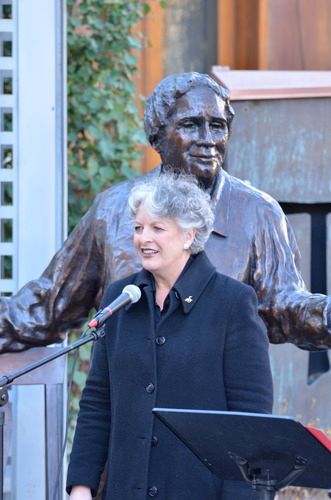 Frances Wright leading everyone in The Famous 5 Pledge "I feel equal to high and splendid braveries!" A quote from Emily Murphy's diary. 2012
