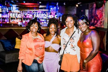 MELANIN POPPIN!
